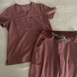Figs Scrubs Mineral Mauve Set